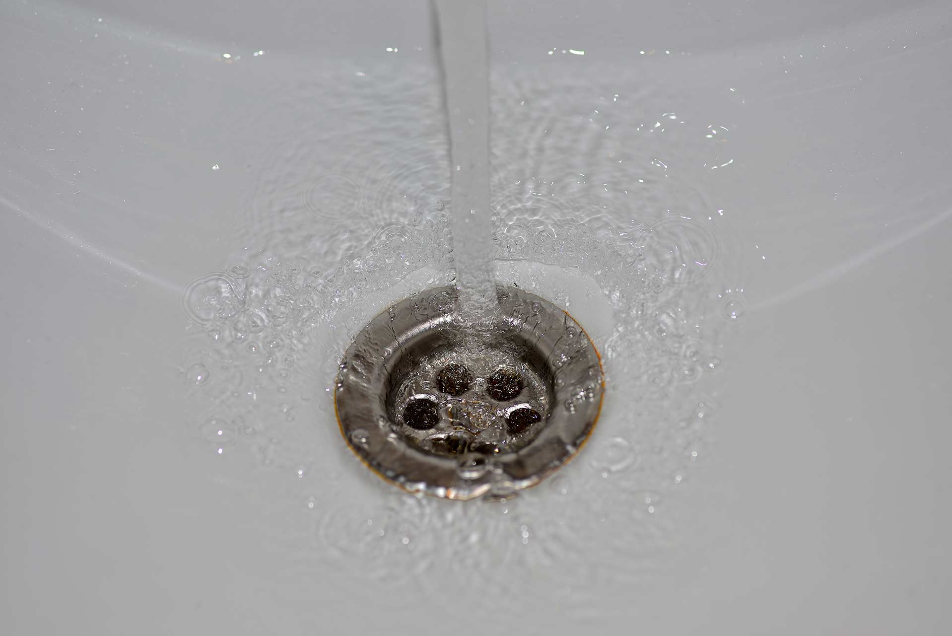 A2B Drains provides services to unblock blocked sinks and drains for properties in Lichfield.
